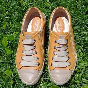 Bussola Vasa Slip-on Leather Sneaker Women Size 8